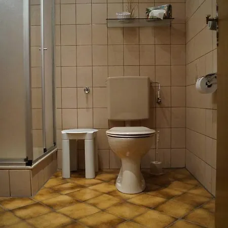 Hotel Cafe Gaestezimmer Bullau