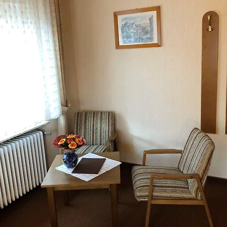 Cafe Gaestezimmer 3*