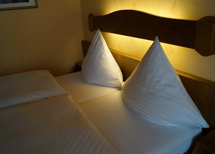 Cafe Gaestezimmer 3* Bullau