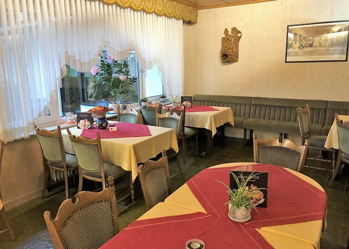 Hotel Cafe Gaestezimmer Bullau