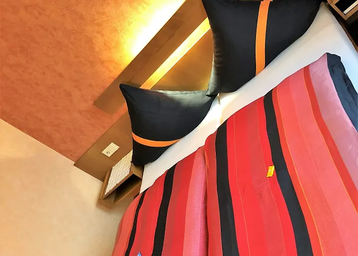 Hotel Cafe Gaestezimmer Bullau