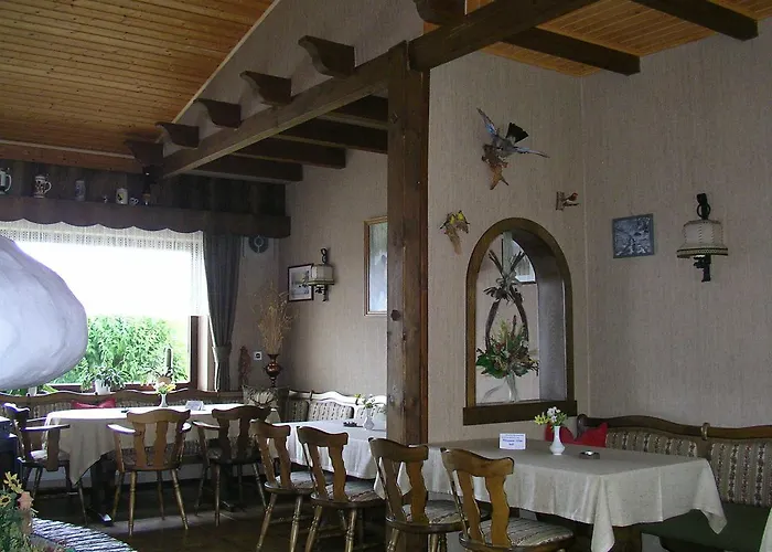 Cafe Gaestezimmer 3* Bullau